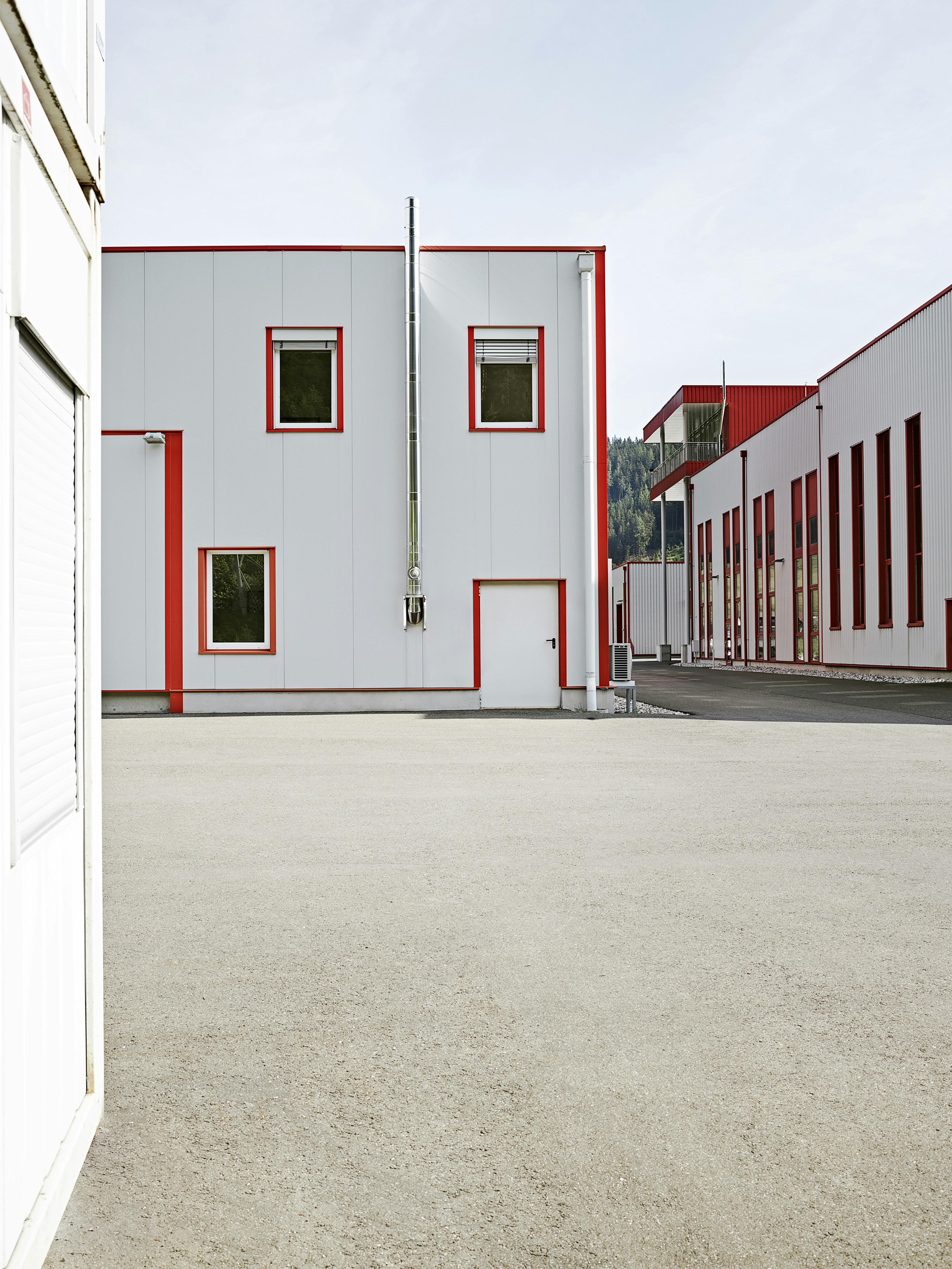 DMH Gebäude Außenansicht